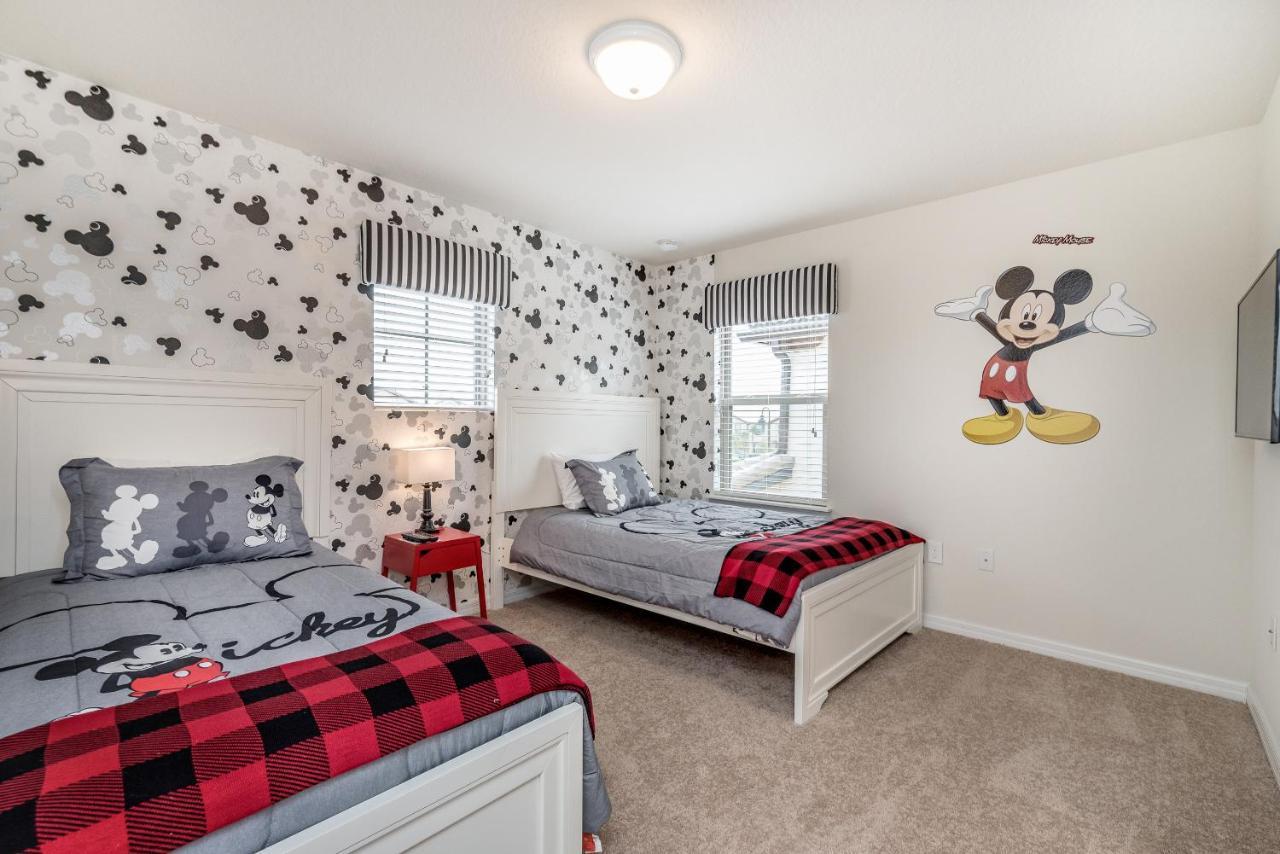 Large Wprivate Pool&game Waterpark Kissimmee