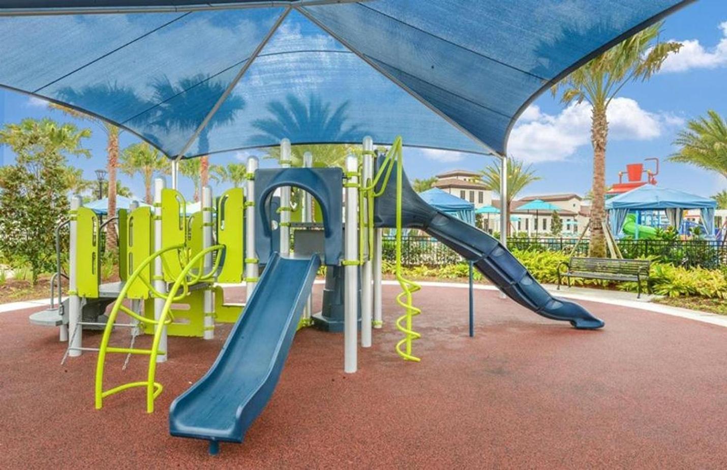 Large Wprivate Pool Game Waterpark Kissimmee